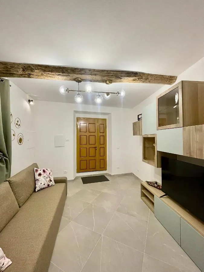 Apartment Malachite Suite Near Mugello Circuit Luco Mugello Italy